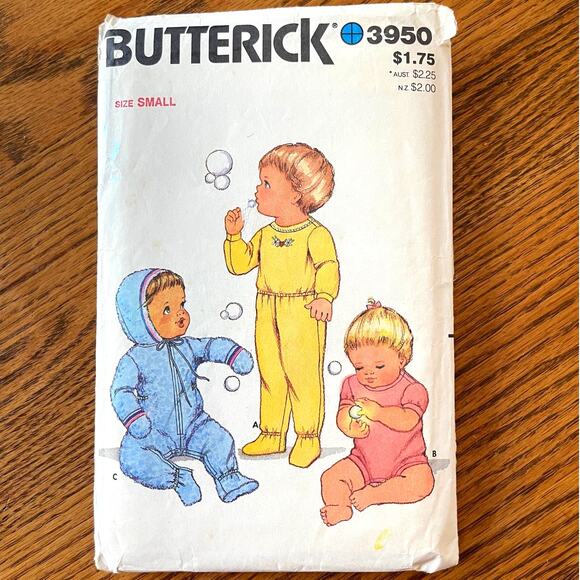 Vintage 1970s Butterick 3950 Sewing Pattern Baby 6-9 mos Snowsuit PJ COMPLETE - Picture 1 of 2